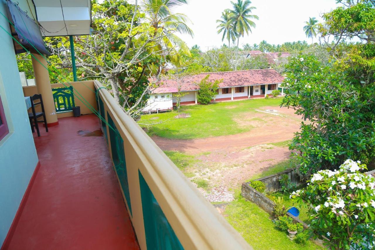 Bed and Breakfast Lucullus Garden Bentota Esterno foto